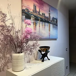 Stylish Flat In Appartamento San Giovanni Lupatoto
